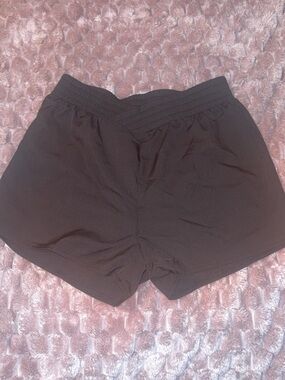 Women’s Criss Cross Waist Athletic Shorts Size SM Black